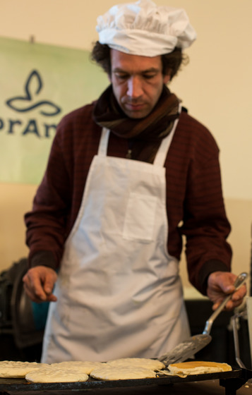 Fred Nicole cooking